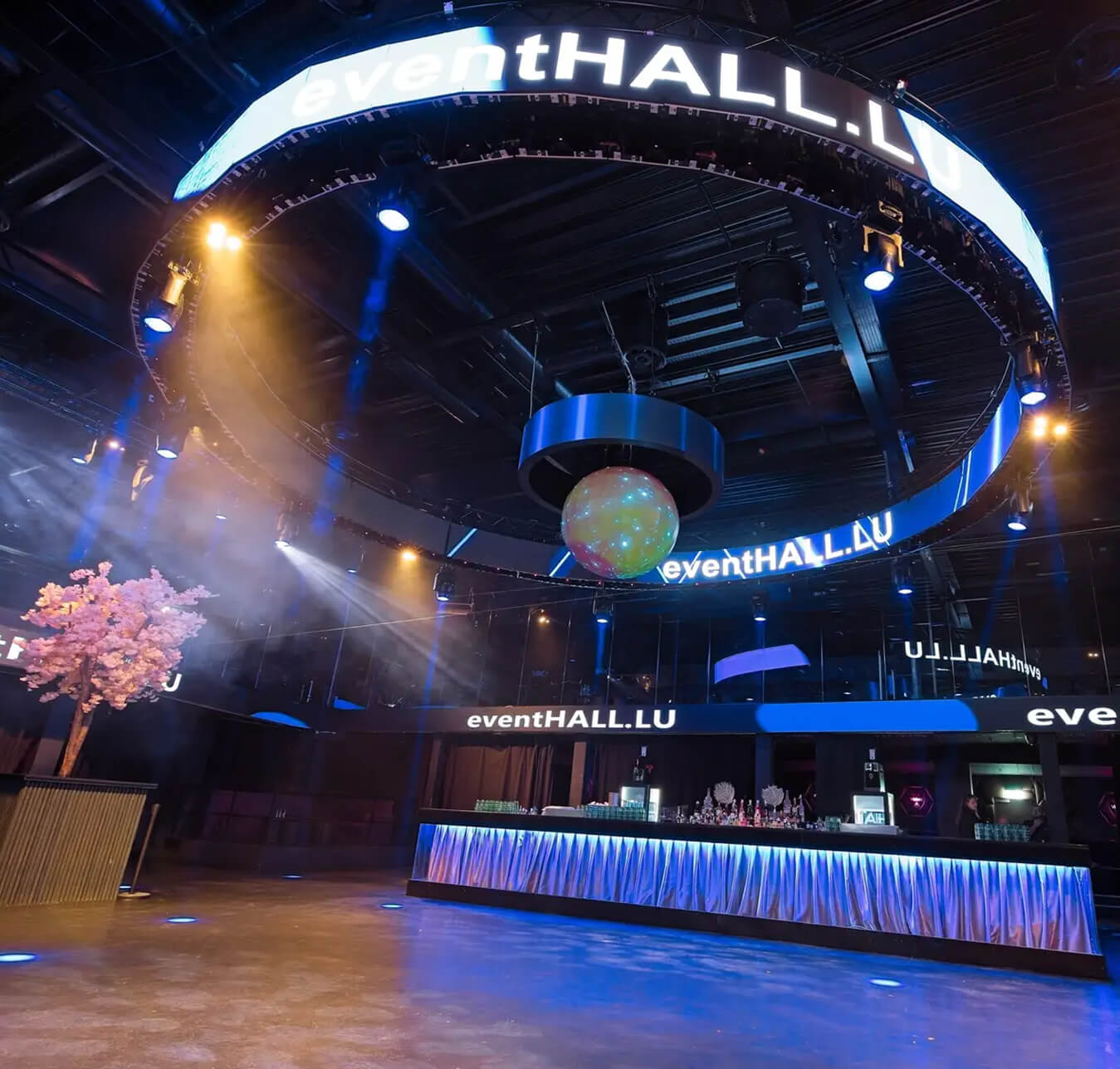 Eventhall.lu Ausstattung für die Eventlocation in Luzern LED Circle